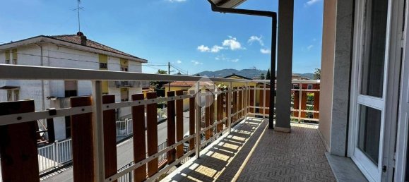 2 Schlafzimmer Haus in Sarzana, Italy, Nr. 63465 16