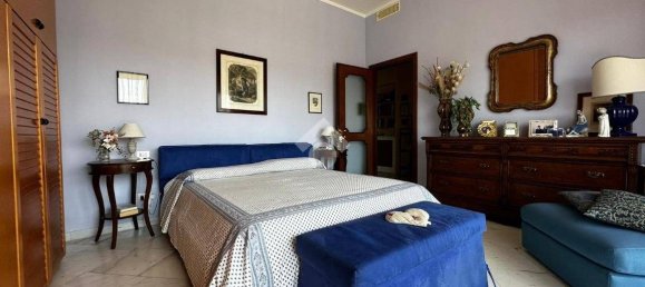 2 Schlafzimmer Haus in Sarzana, Italy, Nr. 63465 17