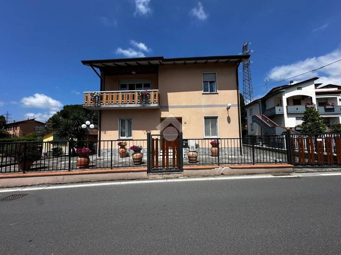 2 Schlafzimmer Haus in Sarzana, Italy, Nr. 63465