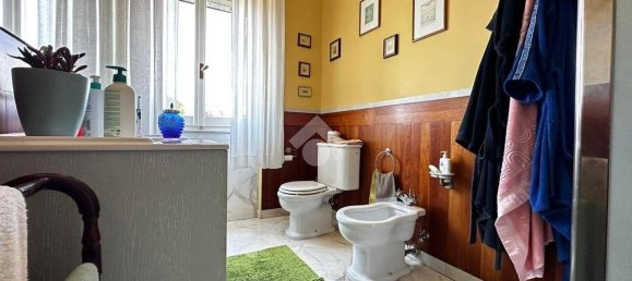 2 Schlafzimmer Haus in Sarzana, Italy, Nr. 63465 8