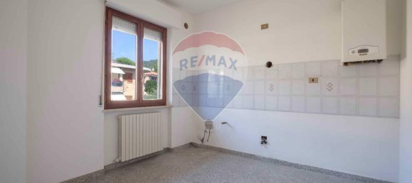 8 rooms Apartment in Mergo, Italy No. 2973 7