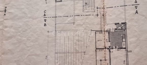 840m² Building in Amadora, Portugal No. 115909 2