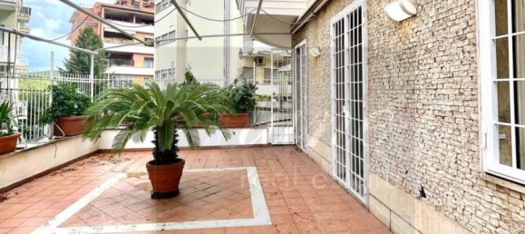 Квартира с 9 комнатами в Рим, Италия № 135857 7