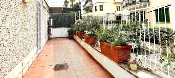 Квартира с 9 комнатами в Рим, Италия № 135857 6