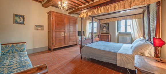 13 bedrooms Villa in Arezzo, Italy No. 63330 31