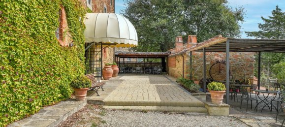 13 bedrooms Villa in Arezzo, Italy No. 63330 12