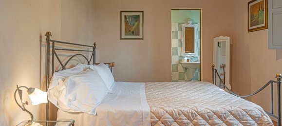 13 bedrooms Villa in Arezzo, Italy No. 63330 34