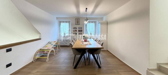 3 Schlafzimmer Wohnung in Verbania, Italy, Nr. 351811 11