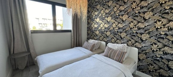 Квартира с 3 спальнями в Ла Дюкеса, Испания № 183249 9