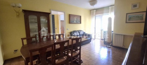 3 Schlafzimmer Wohnung in Perugia, Italy, Nr. 357142 2