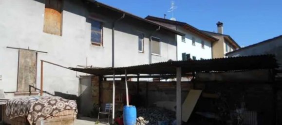 6غرفة شقة في San Colombano al Lambro, Italy رقم 3884 22