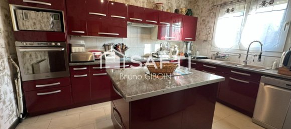 3 Schlafzimmer Haus in Boismorand, France, Nr. 317613 5