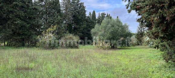 Земельный участок 2300м² в Лечче, Италия № 86445 8