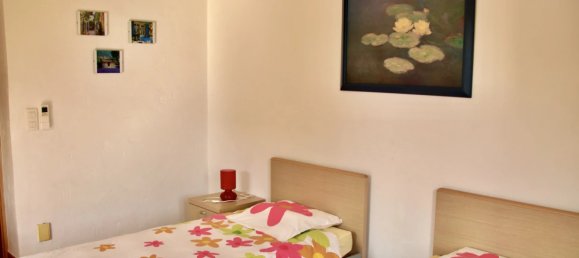 Villa de 4 dormitorios en Le Plan-de-la-Tour, France No. 1673 28