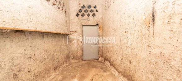 69m² Commercial property in Milan, Italy No. 245095 23