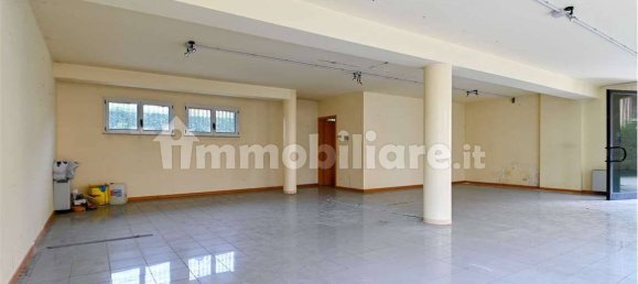 1-salle Bureau à Romano di Lombardia, Italy No. 130702 5