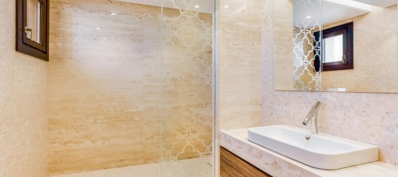 5 Schlafzimmer Villa in Marbella, Spain, Nr. 111160 31