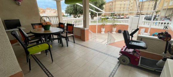 5 bedrooms Townhouse in Guardamar del Segura, Spain No. 185135 2