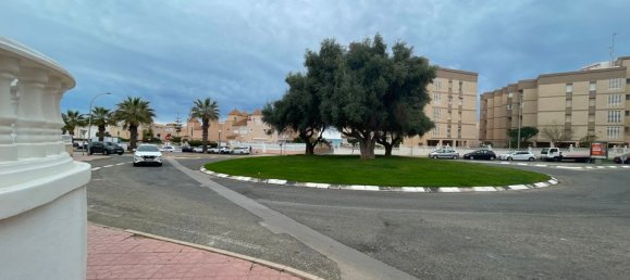 5 bedrooms Townhouse in Guardamar del Segura, Spain No. 185135 8