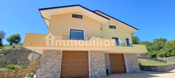 4 bedrooms Villa in Andora, Italy No. 294216 2