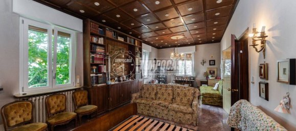 4 bedrooms Villa in Cassago Brianza, Italy No. 373286 44