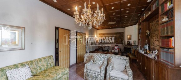4 bedrooms Villa in Cassago Brianza, Italy No. 373286 41