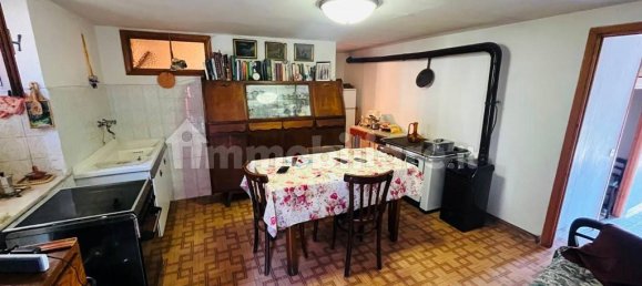 2 bedrooms Commercial property in Mulazzo, Italy No. 105208 11
