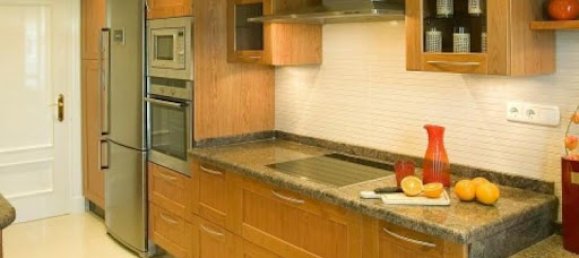 Apartamento de 3 dormitorios en Marbella, Spain No. 141157 44