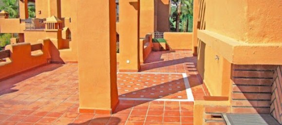 Apartamento de 3 dormitorios en Marbella, Spain No. 141157 43