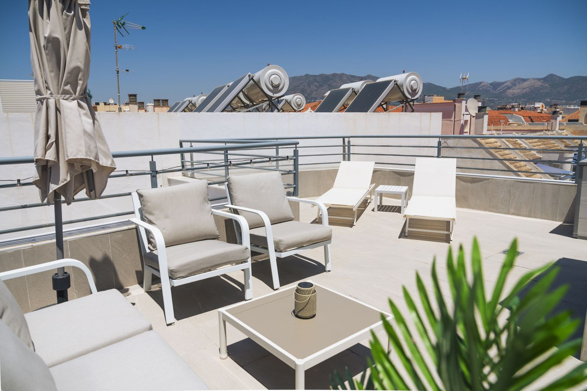 1 غرف نوم بانتهاوس في Fuengirola, Spain رقم 273828