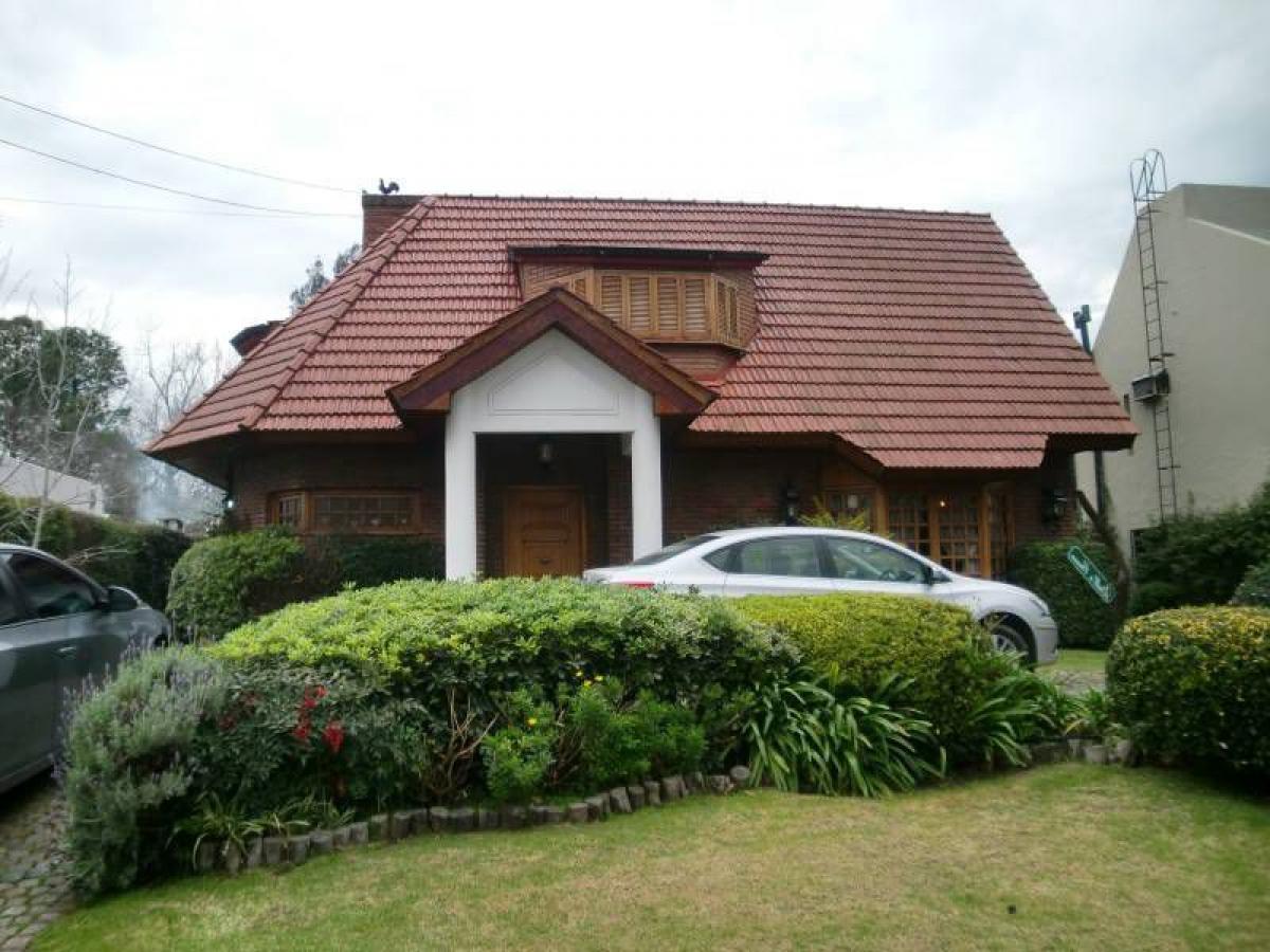 3 bedrooms House in Escobar, Argentina No. 75839