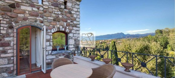 5 rooms Apartment in Lazise, Italy No. 60175 2