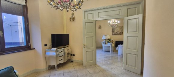 10 bedrooms Apartment in Florence, Italy No. 358885 22