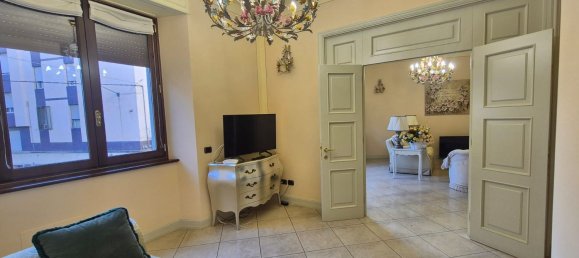 10 bedrooms Apartment in Florence, Italy No. 358885 23