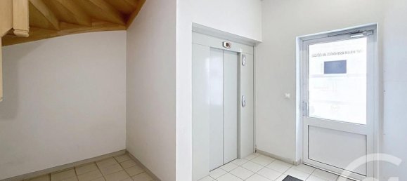 Apartamento de 2 dormitorios en Chateauneuf-sur-Loire, France No. 159789 5