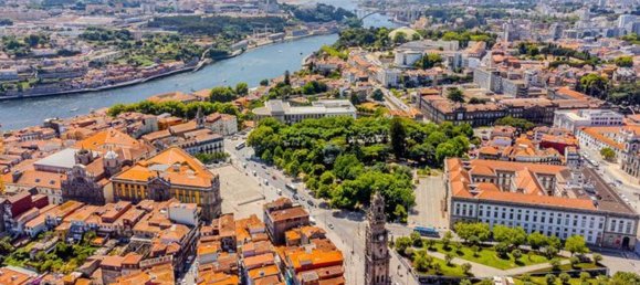 184m² Building in Porto, Portugal No. 229163 7