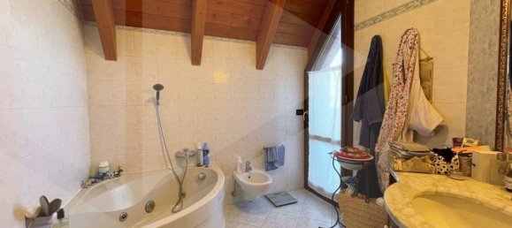 Penthouse T3 em Casalecchio di Reno, Italy N.º 31023 46