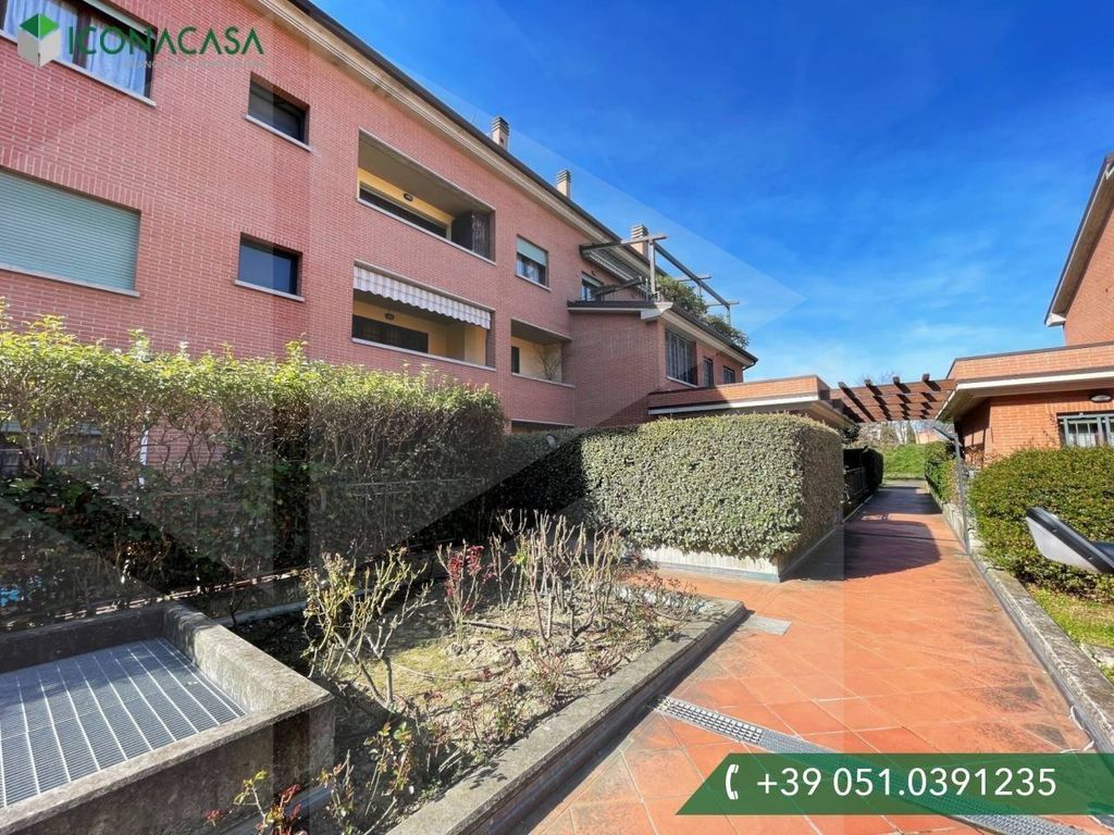 Penthouse T3 em Casalecchio di Reno, Italy N.º 31023