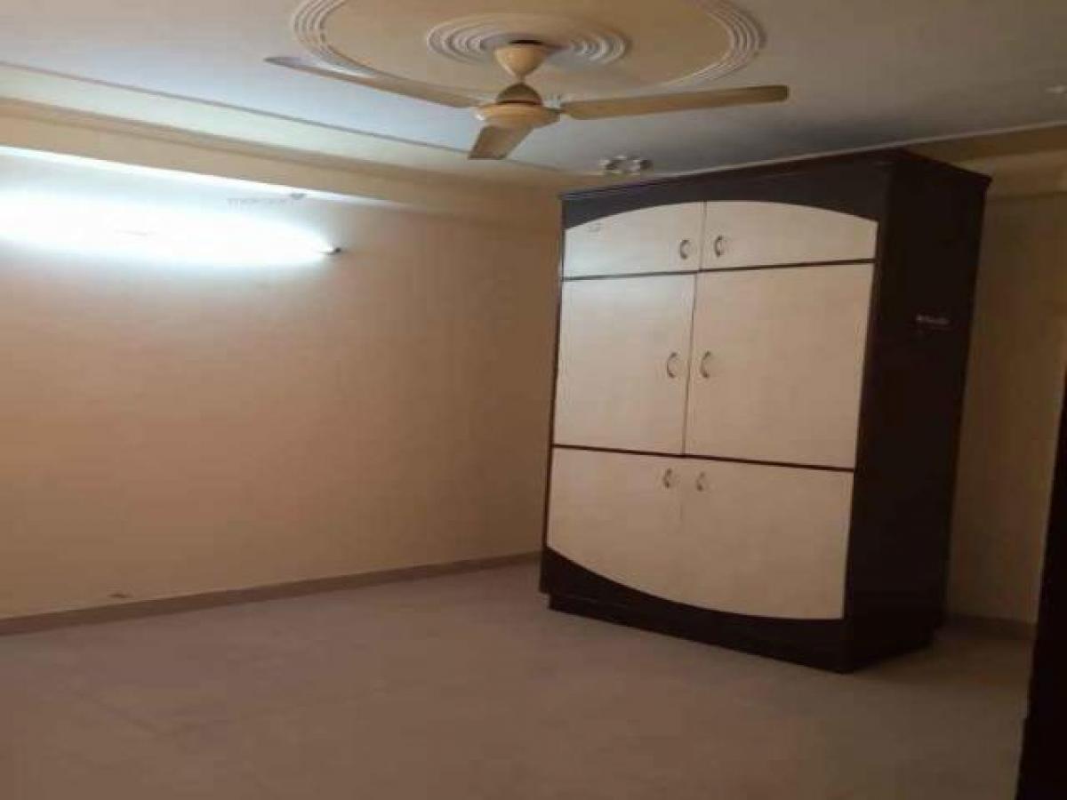 3 bedrooms House in Noida, India No. 20951