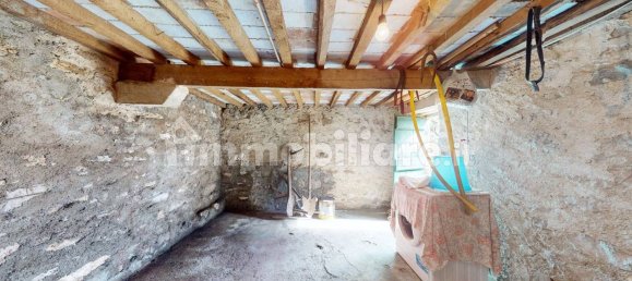 4 bedrooms House in Borgo a Mozzano, Italy No. 235306 19