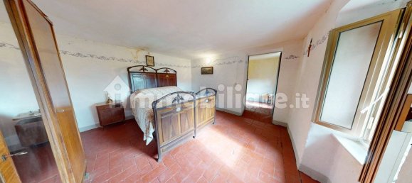 4 bedrooms House in Borgo a Mozzano, Italy No. 235306 10