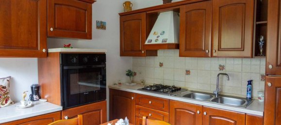 Apartamento de 4 divisões em Messina, Italy N.º 78786 32