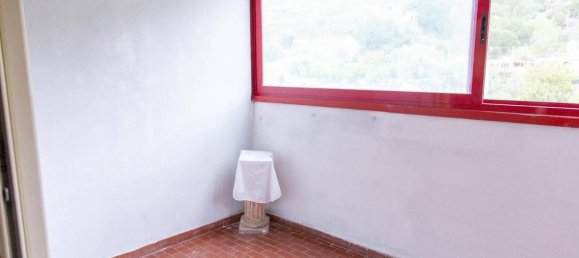 Apartamento de 4 divisões em Messina, Italy N.º 78786 16