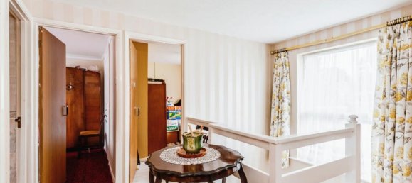 4 bedrooms House in Newbury, United Kingdom No. 10459 7