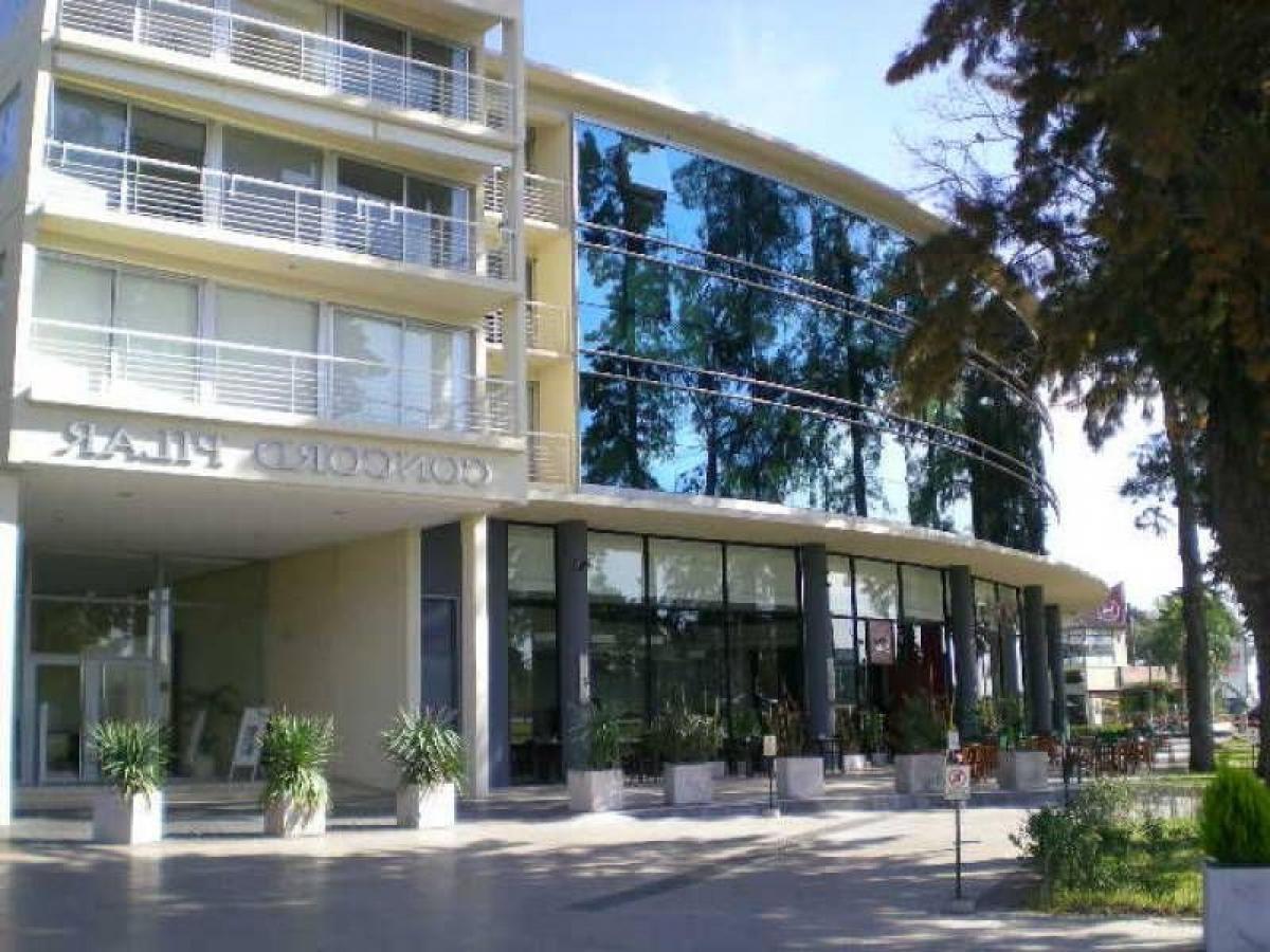 Apartamento T3 em Pilar, Argentina N.º 90755