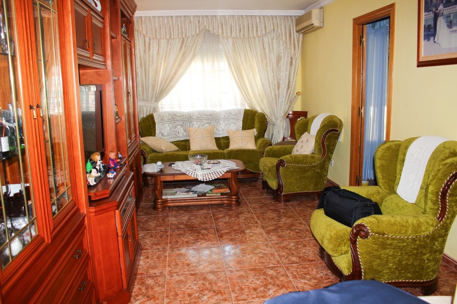 Квартира с 3 спальнями в Корнелья-де-Льобрегат, Испания № 148175