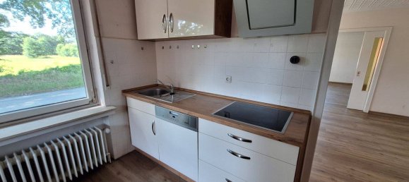 4 rooms Bungalow in Leer, Germany No. 329155 16