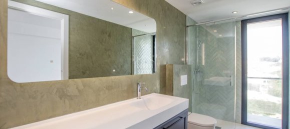 Villa de 4 dormitorios en Mahon, Spain No. 5422 17