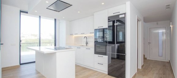 Villa de 4 dormitorios en Mahon, Spain No. 5422 8