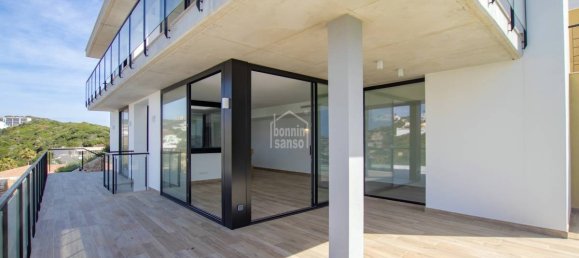 Villa de 4 dormitorios en Mahon, Spain No. 5422 5